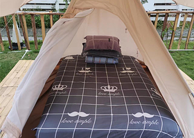 青瓦房轻奢帐篷营地