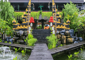 金字塔水疗中心