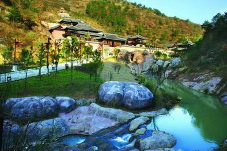 通灵入妙区旅游