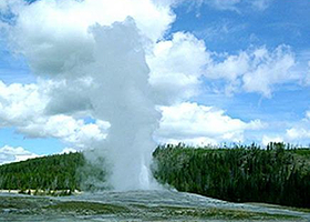 昂仁搭各加地热喷泉