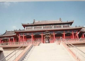 巍霸山城清泉寺