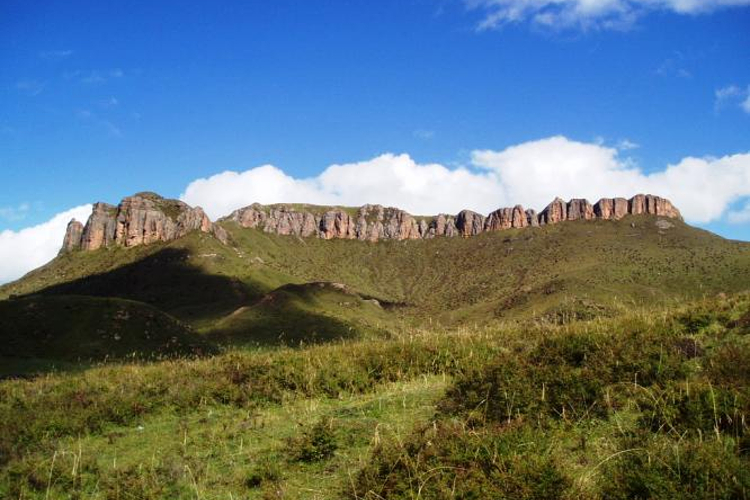 红石崖游览区旅游
