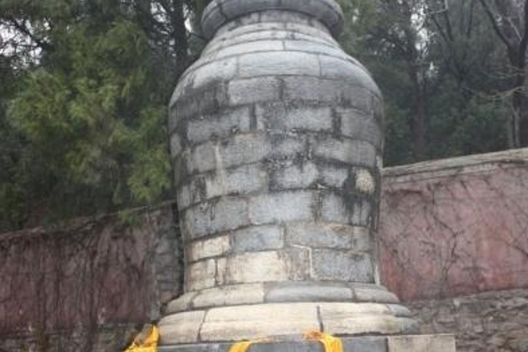 底哇答思大师塔旅游