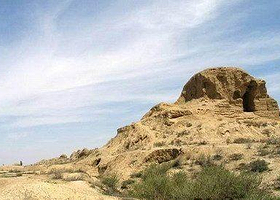 北廷都护府故城遗址