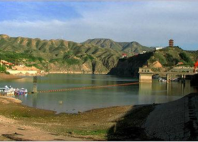 刘家峡水上度假村