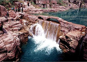 云台山石灰岩层