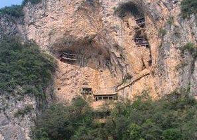 红河龙门洞石窟