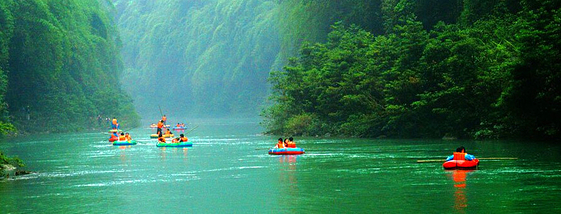 快乐湿身，水上狂欢