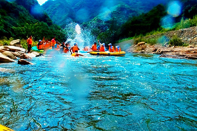 丹东九水峡漂流一日游_宽甸刺激漂流_天天发团周末不加价